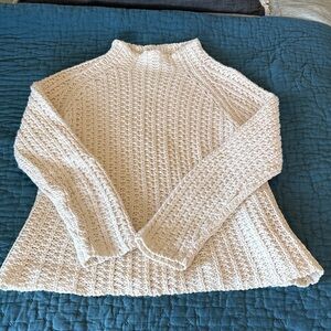 Cozy Cream Knit Izod Sweater